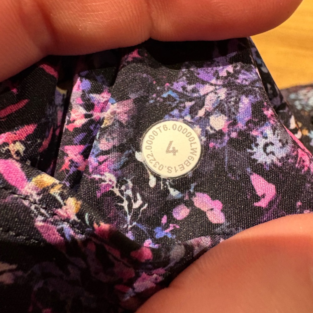Lululemon Fast and Free High-Rise Crop 23" Floral Spray Multi Size 4 - Picture 5 of 9